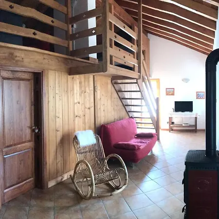 Agriturismo Las בית חווה *
