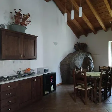 בית חווה Agriturismo Las *